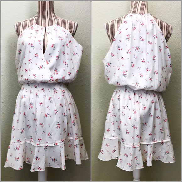 🚫 SOLD Parker Floral Dress - Picture 3 of 8